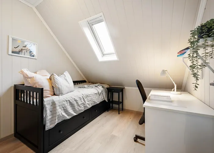 Top-floor W/great View Leilighet *