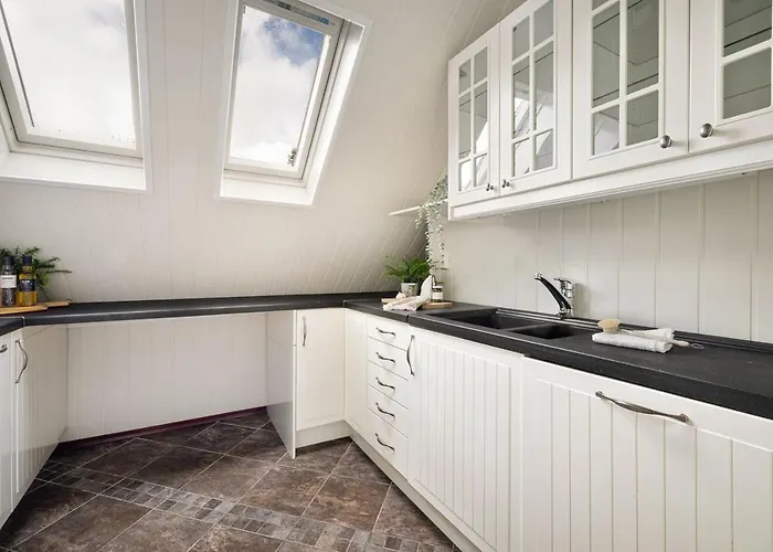 Top-floor W/great View Leilighet